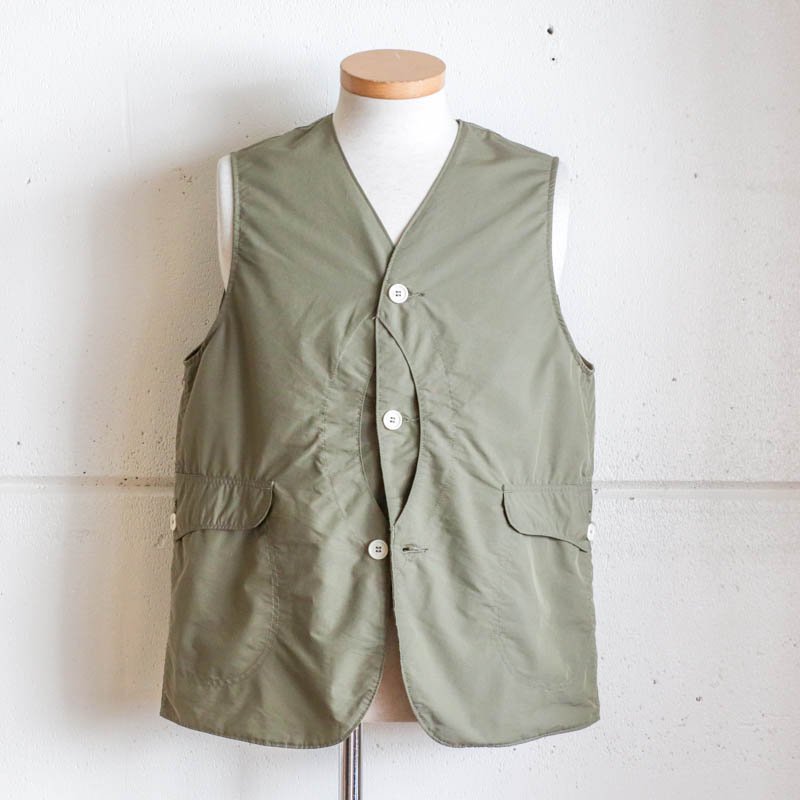 ROYAL TRAVELER - P/C typewriter olive