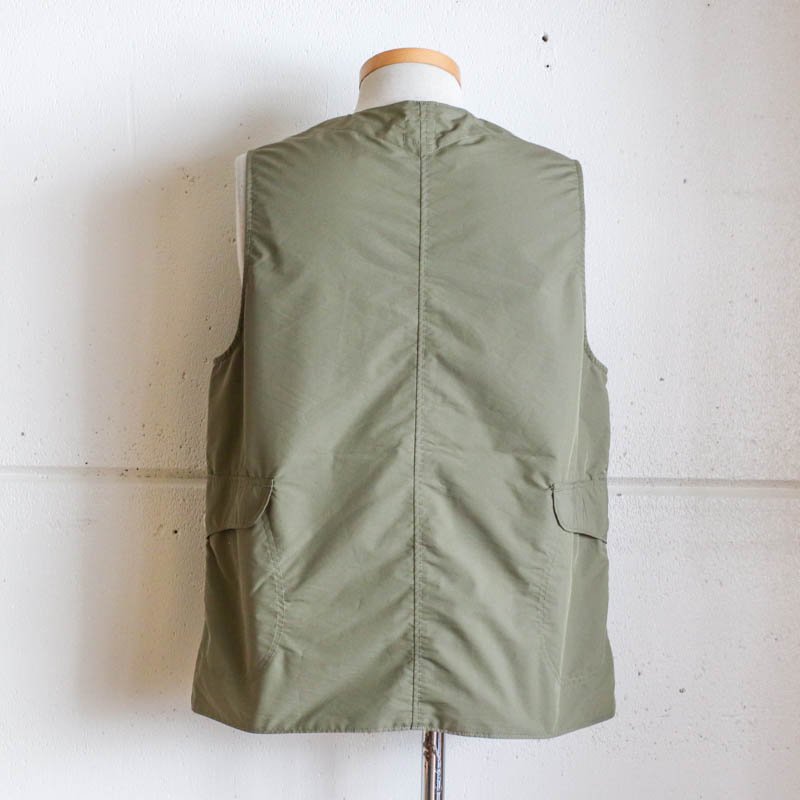 ROYAL TRAVELER - P/C typewriter olive