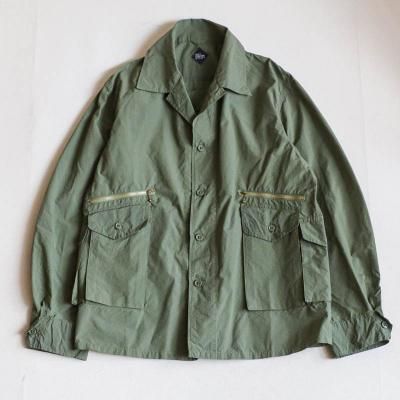 blurhms ナイロン ユーティリティー シャツ ジャケット L blurhms Nylon Utility Shirt Jacket : 『Bumpkins putting on