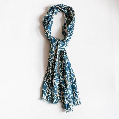 Stole　Batik Leaf Print　Green