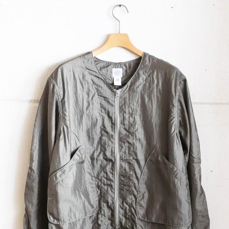 DEE V  　Crinkle Nylon Taffeta　　Olive	


