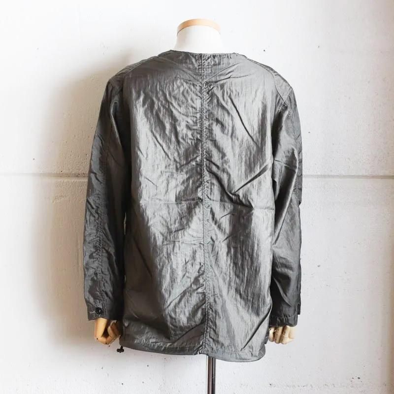 DEE V  　Crinkle Nylon Taffeta　　Olive	

