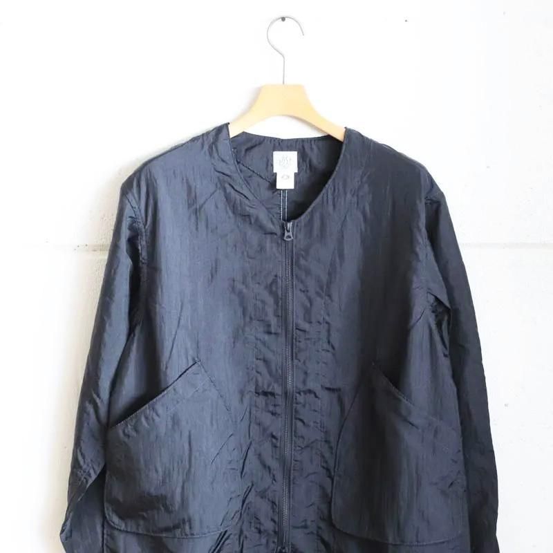DEE V  　Crinkle Nylon Taffeta　　Black	


