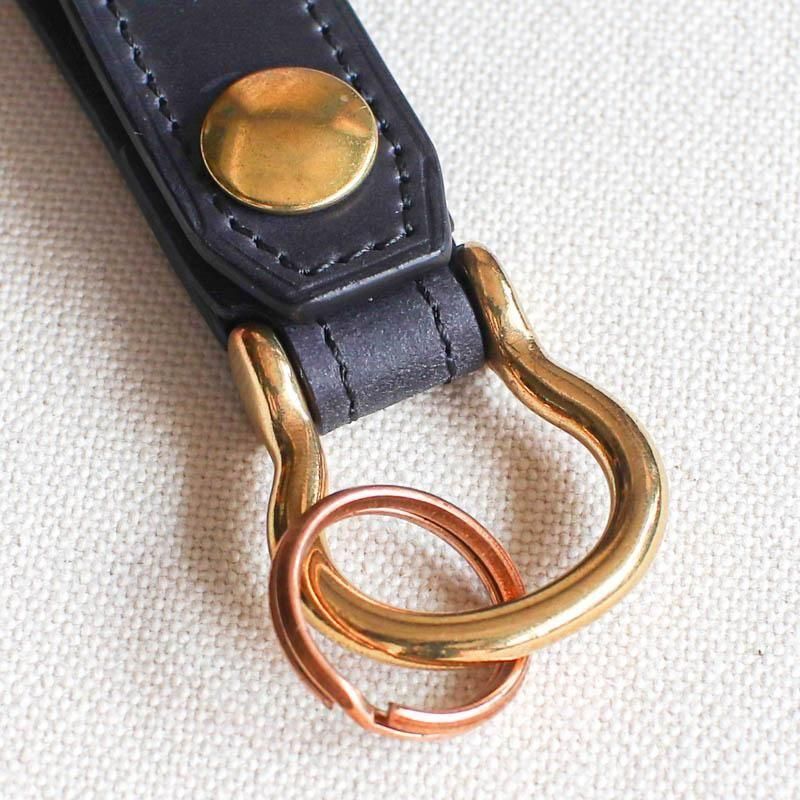 Diferente SeriesCavaro KeyringGuidi Cordvan