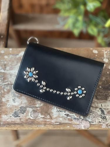 २ åȥå å / Chromexcel leather Studs Tracker Wallet