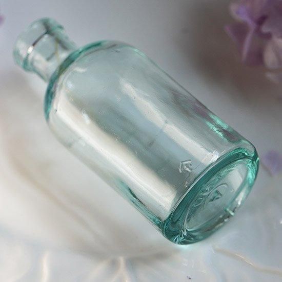 気泡入りラムネ色薬瓶 - 海福雑貨通販部