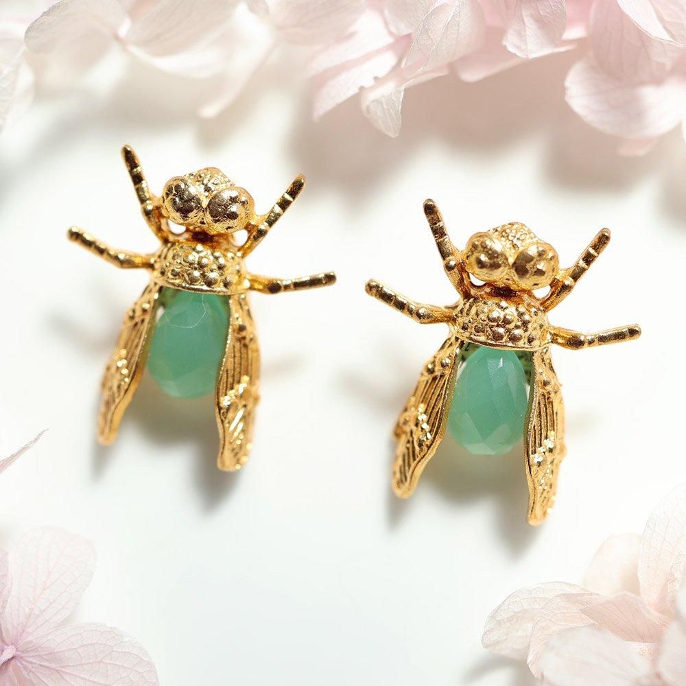 ピアス　青　タイル　パール　蝶　グラデーションチャーム　夏　海 ピアス 青 タイル パール 蝶 グラデーションチャーム 夏 海 ピアス