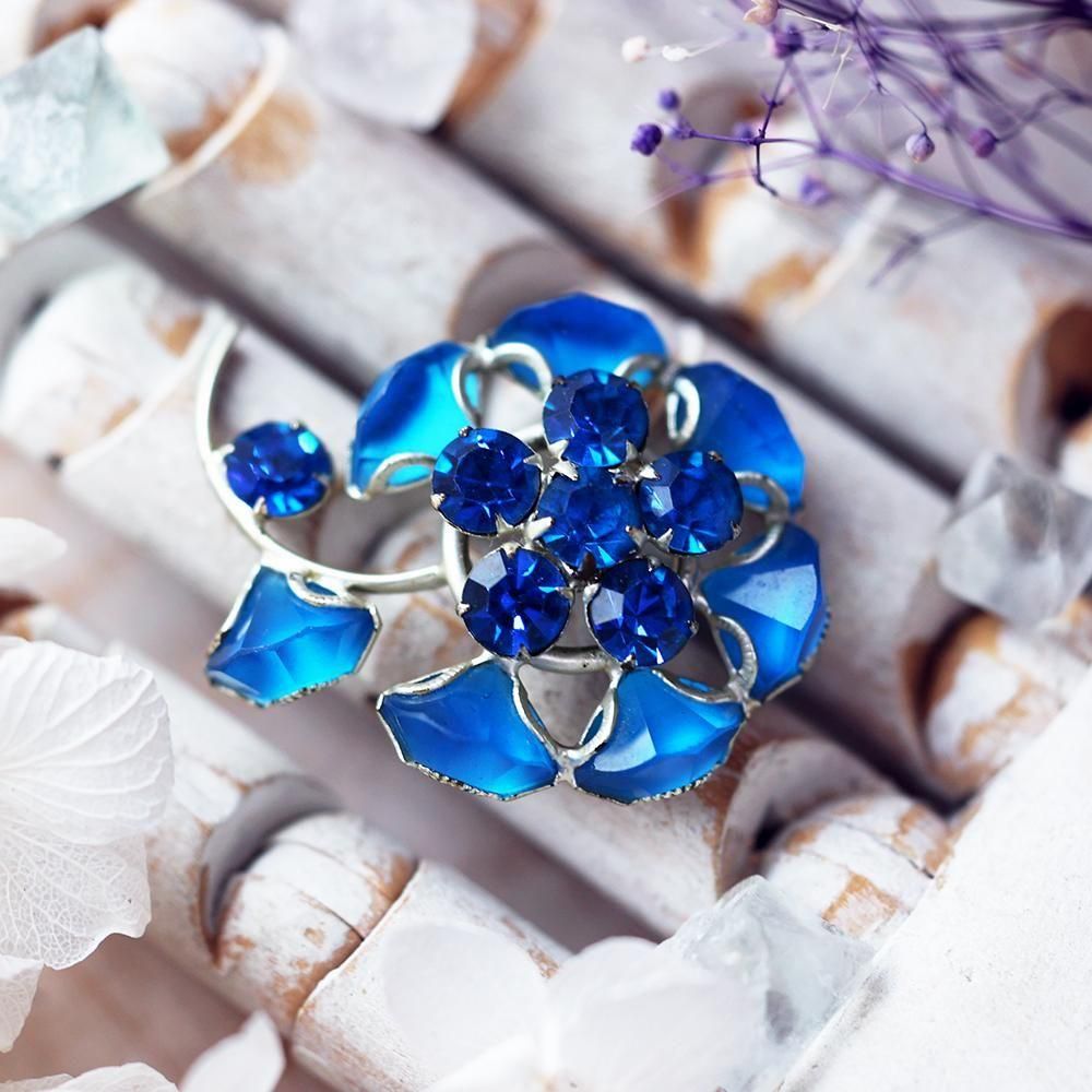 ヴィンテージ アクセサリー まとめ売り　種類別写真あり CHANEL【シャネル】のヴィンテージアクセサリーをお探しなら新宿