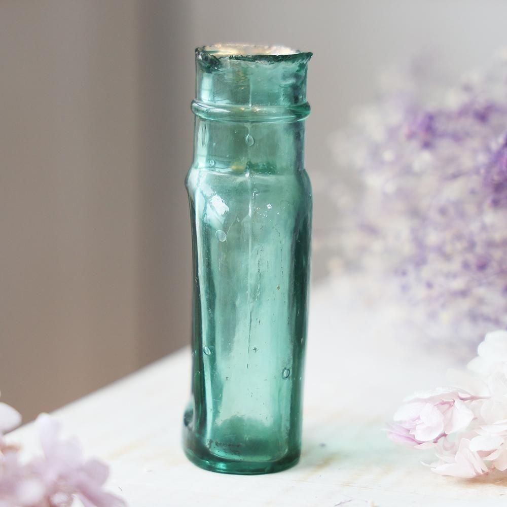 緑色のガラス瓶 楽天市場】ガラス瓶 酒瓶 清酒1800-EG 一升瓶 Eグリーン