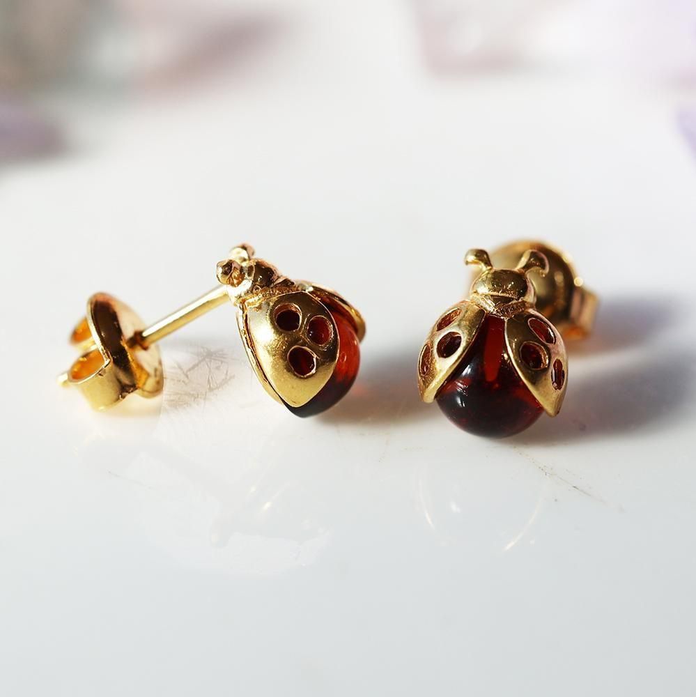 琥珀のてんとう虫ピアス - 海福雑貨通販部