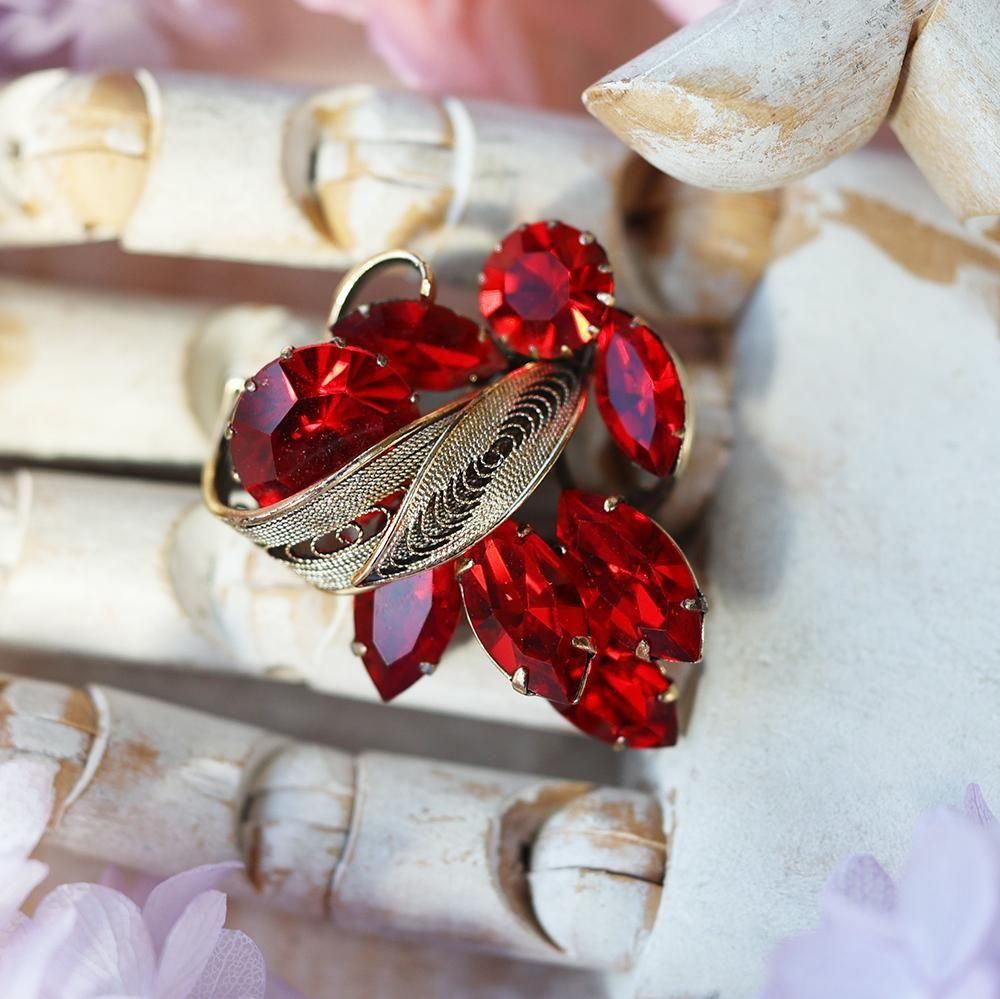 赤硝子のブローチ - 海福雑貨通販部