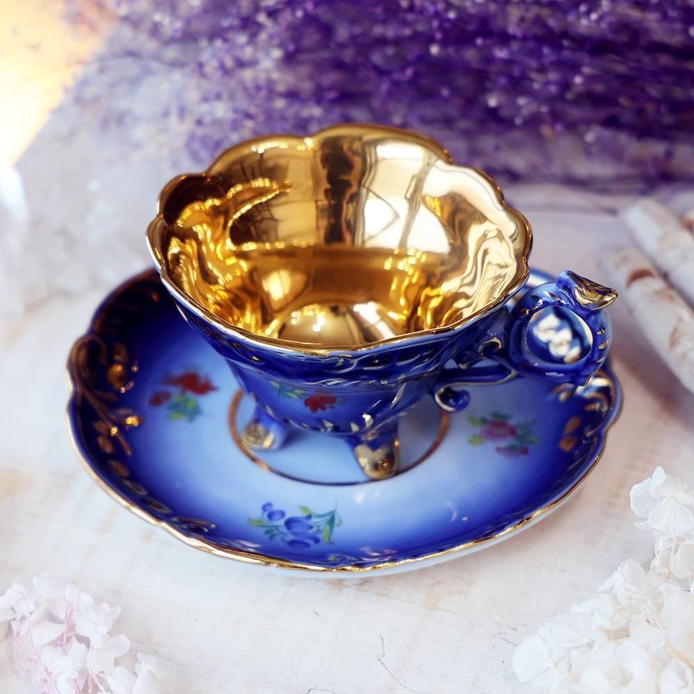 【パラゴン】ベージュ素地にコバルトと金彩が豪華な花柄カップ&ソーサー　セット2⃣ パラゴン コバルトブルー、金彩に花柄のティーカップ&ソーサー