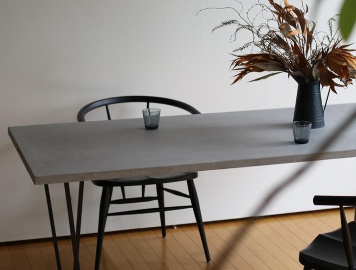 K.R.A」 MORTEX（モールテックス）ダイニングテーブル