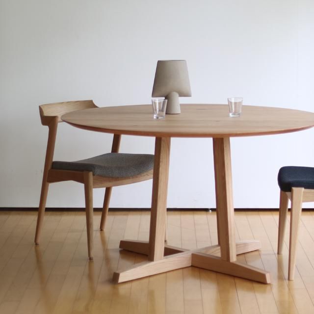 無垢ウォルナット テーブル 特注品 値下げしました❗️ 無垢ウォルナット テーブル 特注品 値下げしました❗️ 無垢