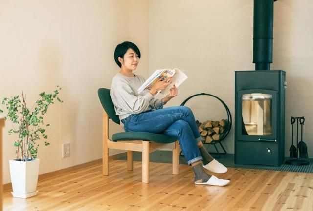 豊口克平　どっしり座れるトヨさんの椅子 豊口克平・トヨさんの椅子｜低座の椅子と暮らしの道具店