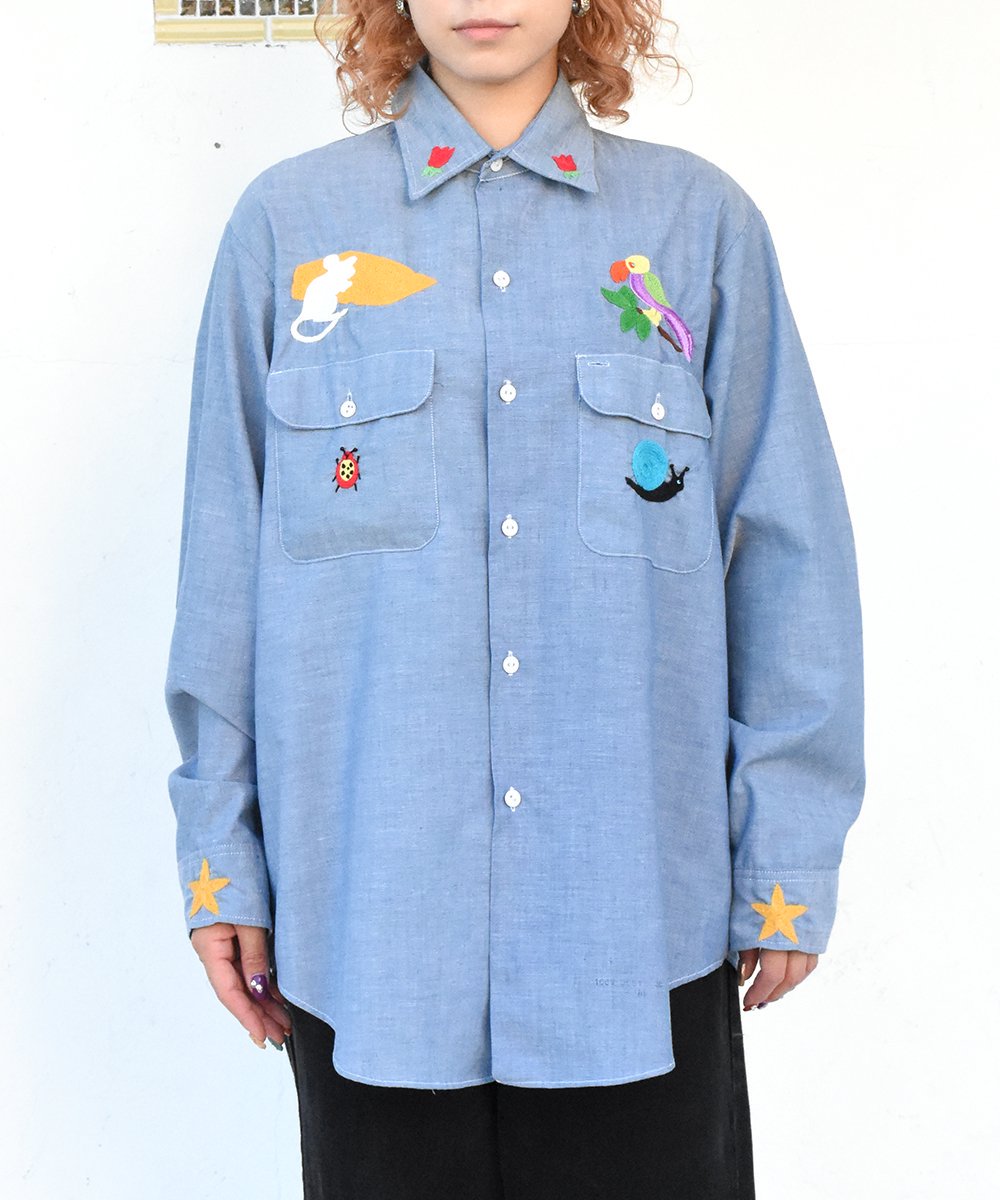 RAYDY VintageVintage Creature Embroidery Shirt (Denim)<img class='new_mark_img2' src='https://img.shop-pro.jp/img/new/icons8.gif' style='border:none;display:inline;margin:0px;padding:0px;width:auto;' />