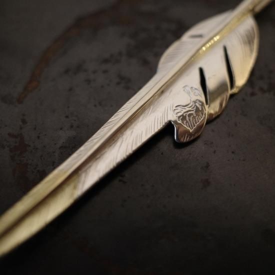 LARRY SMITH】 KAZEKIRI FEATHER PENDANT No. 5（18K GOLD ACCENT