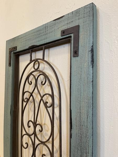 アイアンデコウッドウインドウ | 人気のウォールインテリア