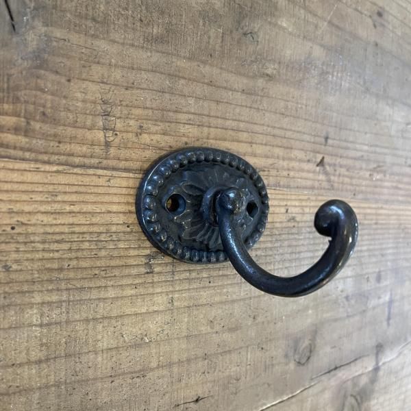 新品未使用4本セット！「アンティーク風・真鍮製ハンガー」ブラス