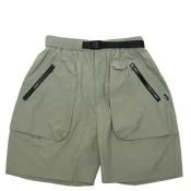 <p>Multi-Pocket Dry Shorts / Olive</p>