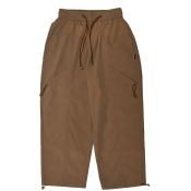 <p>Light Breeze Nylon Pants / Khaki</p>