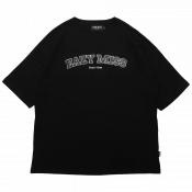 <p>NEWCollege Logo Tee / Black</p>