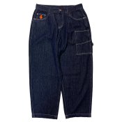 <p>RELAXED WIDE DENIM</p>