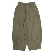 <p><img class='new_mark_img1' src='https://img.shop-pro.jp/img/new/icons5.gif' style='border:none;display:inline;margin:0px;padding:0px;width:auto;' />LOOSE WIDE CARGO PANTS / Army green</p>
