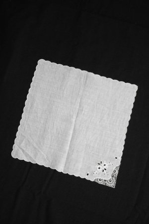<img class='new_mark_img1' src='https://img.shop-pro.jp/img/new/icons5.gif' style='border:none;display:inline;margin:0px;padding:0px;width:auto;' />France Antique Handkerchief G