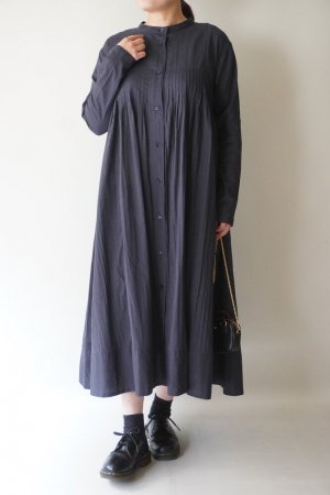<img class='new_mark_img1' src='https://img.shop-pro.jp/img/new/icons5.gif' style='border:none;display:inline;margin:0px;padding:0px;width:auto;' />R&D.M.Co-PIN TUCK DRESS