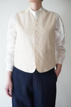 <img class='new_mark_img1' src='https://img.shop-pro.jp/img/new/icons5.gif' style='border:none;display:inline;margin:0px;padding:0px;width:auto;' />R&D.M.Co-HIGH COUNT COTTON WAISTCOAT