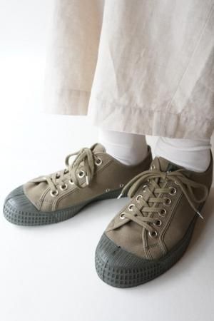 <img class='new_mark_img1' src='https://img.shop-pro.jp/img/new/icons5.gif' style='border:none;display:inline;margin:0px;padding:0px;width:auto;' />NOVESTASTAR MASTER MONO 42 MILITARY/556