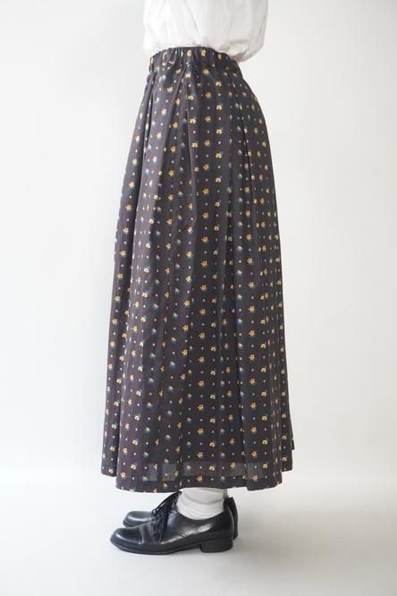 A PIECE OF LIBRARY】リバティクリオイージースカート - store room