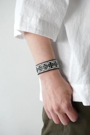<img class='new_mark_img1' src='https://img.shop-pro.jp/img/new/icons5.gif' style='border:none;display:inline;margin:0px;padding:0px;width:auto;' />saami craftsAE025/֥쥹å