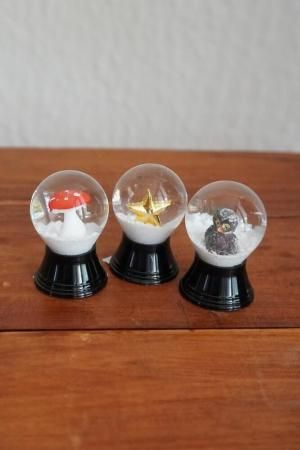 <img class='new_mark_img1' src='https://img.shop-pro.jp/img/new/icons5.gif' style='border:none;display:inline;margin:0px;padding:0px;width:auto;' />【PERZY】SNOW GLOBE 25mm