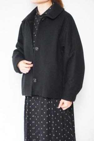 <img class='new_mark_img1' src='https://img.shop-pro.jp/img/new/icons5.gif' style='border:none;display:inline;margin:0px;padding:0px;width:auto;' />Atelier d'antan Abel Wool Jacket