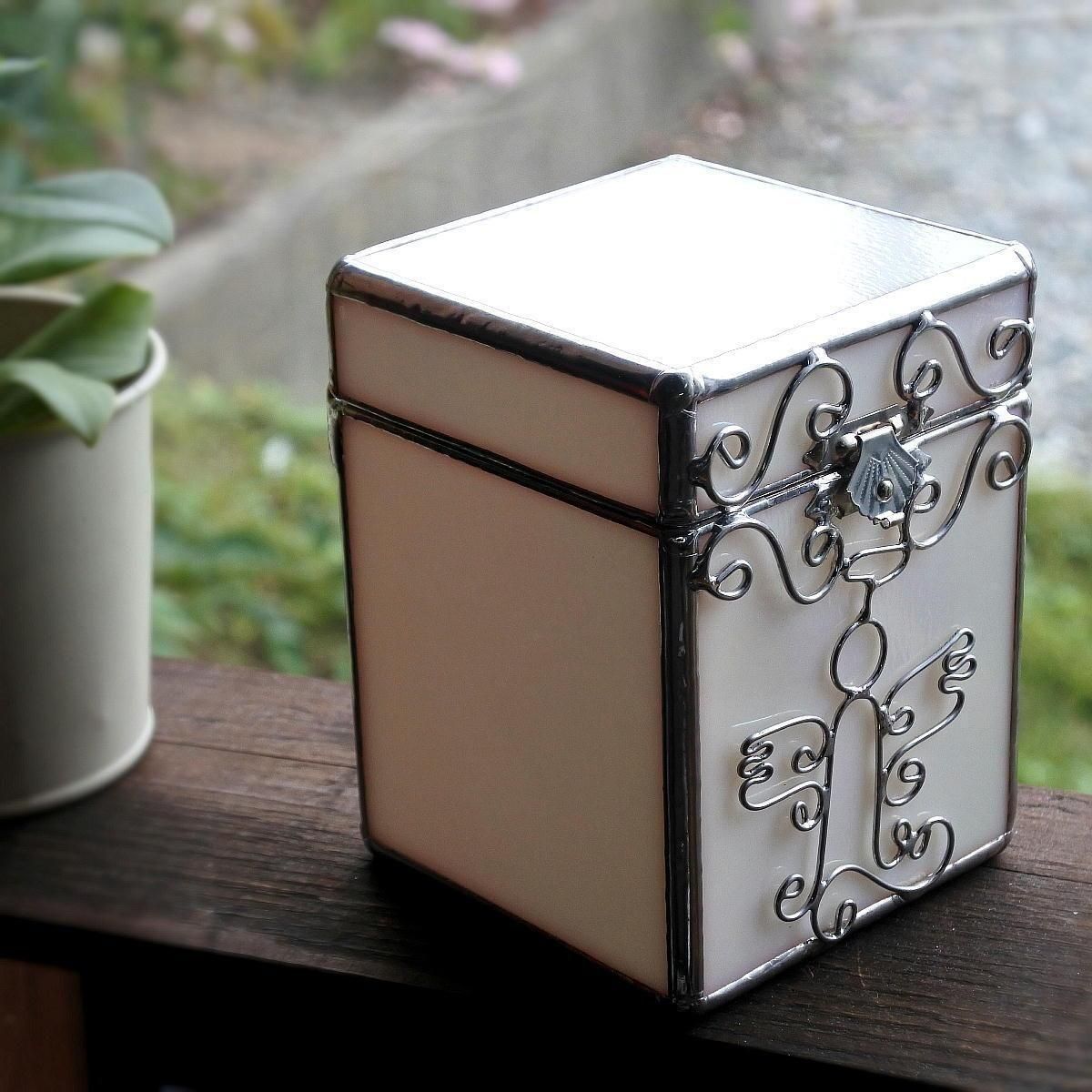 レア★美麗★虹色　ステンドグラス アクセサリーボックス Amazon｜カラフル ステンドグラス ボックス ジュエリー ディッシュ