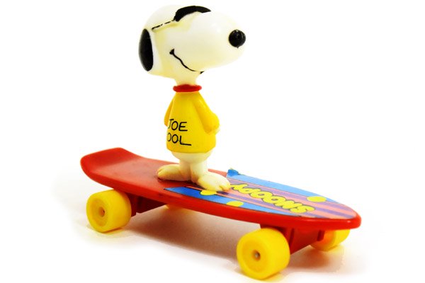 SNOOPY/スヌーピー・SKATEBOARD With Free Wheeling Action/スケート 