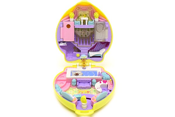 Polly Pocket ポーリーポケット Stylin Salon エステサロン コンパクト リボン ハート型 パールイエロー おもちゃ屋 Knot A Toy ノットアトイ Online Shop In 高円寺