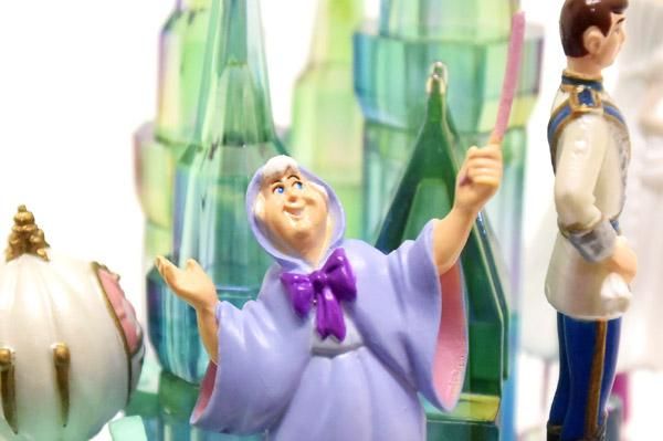 ディズニーランド ステンドグラスライト シンデレラ城 時計