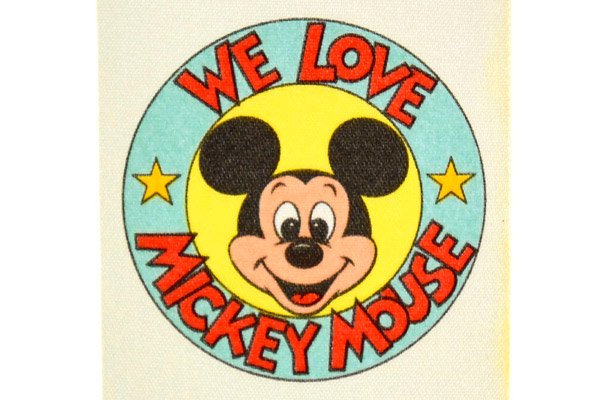 Tokyo Disneyland/東京ディズニーランド・キャスト用非売品スペシャルイベントリボン「WE LOVE MICKEY MOUSE/ウィーラブ ミッキーマウス(誕生日/バースデー)」1986年 - KNot a TOY/ノットアトイ