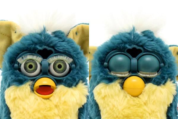 魅力の Furby/ファービー・TOMY/トミー・ダークターコイズ×イエロー ぬいぐるみ