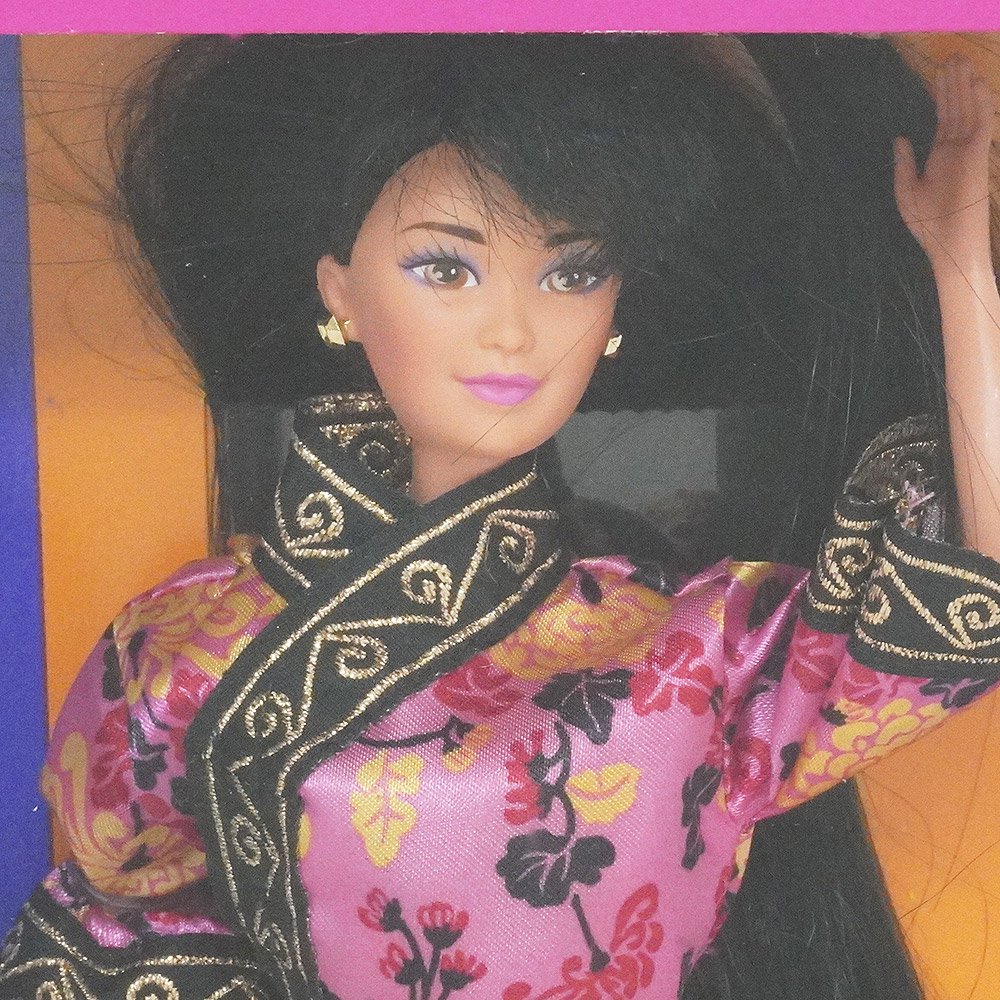 CHINES Barbie/チャイニーズバービー・中国・Doll of the World