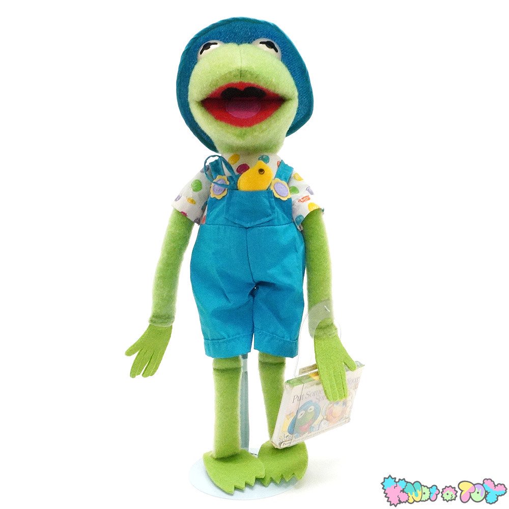 Muppets/ジムヘンソンズ・マペッツ・Kid Dimension・ターゲット限定・カセットテープ付きぬいぐるみ「Put Some Zing in  Your Spring・Kermit/カーミット」 - KNot a TOY/ノットアトイ