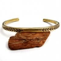 <img class='new_mark_img1' src='https://img.shop-pro.jp/img/new/icons50.gif' style='border:none;display:inline;margin:0px;padding:0px;width:auto;' />LHN JEWELRY Pantheon Cuff