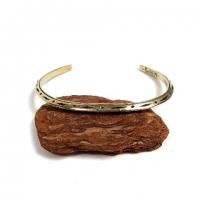 <img class='new_mark_img1' src='https://img.shop-pro.jp/img/new/icons15.gif' style='border:none;display:inline;margin:0px;padding:0px;width:auto;' />LHN JEWELRY Tosca Cuff