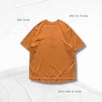 <img class='new_mark_img1' src='https://img.shop-pro.jp/img/new/icons50.gif' style='border:none;display:inline;margin:0px;padding:0px;width:auto;' />GOOPi UPSIDE DOWN TEE MUSTARD