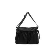 <img class='new_mark_img1' src='https://img.shop-pro.jp/img/new/icons50.gif' style='border:none;display:inline;margin:0px;padding:0px;width:auto;' />GOOPi Huge DP Shoulder Bag BLACK