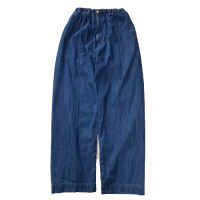 <img class='new_mark_img1' src='https://img.shop-pro.jp/img/new/icons15.gif' style='border:none;display:inline;margin:0px;padding:0px;width:auto;' />NECESSARY OR UNNECESSARY PIN TUCK DENIM  DENIM