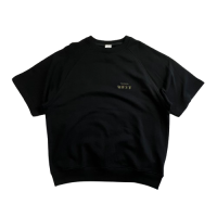 <img class='new_mark_img1' src='https://img.shop-pro.jp/img/new/icons15.gif' style='border:none;display:inline;margin:0px;padding:0px;width:auto;' />VOIRY TDB SS SWEAT BLACK
